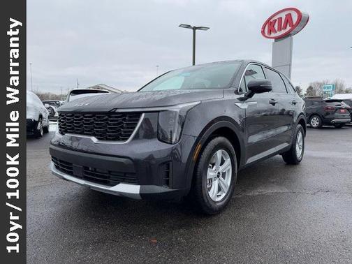 2025 Kia Sorento LX