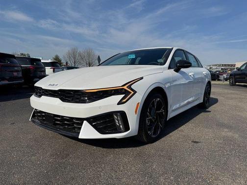 2025 Kia K5 GT-Line