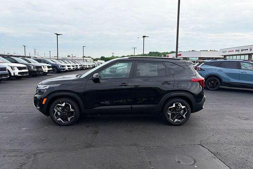 Fusion Black 2026 Kia Seltos S