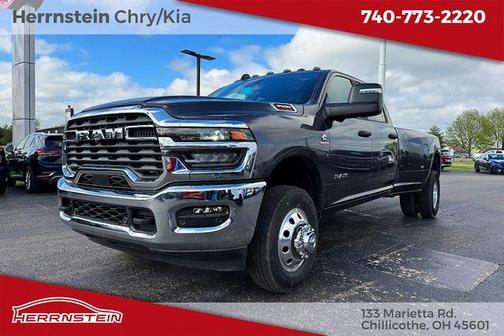 2025 RAM 3500 Big Horn Crew Cab 4x4 8' Box