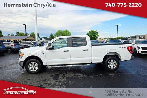 Oxford White 2022 Ford F-150 XLT