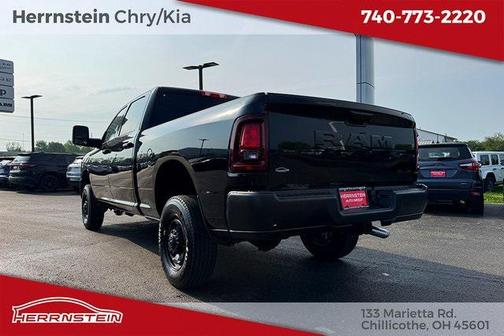 2025 RAM 2500 Tradesman Crew Cab 4x4 6'4' Box