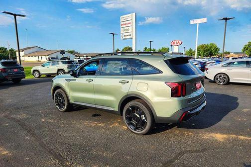 Jungle Green 2026 Kia Sorento SX