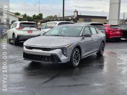 2025 Kia K4 GT-Line