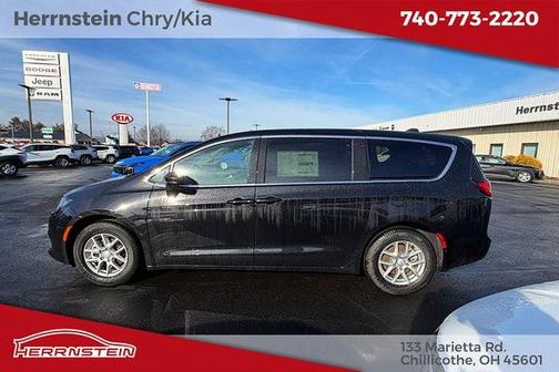 2026 Chrysler Voyager LX