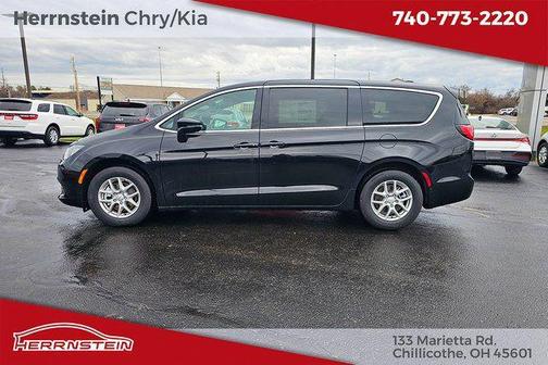 2026 Chrysler Voyager LX