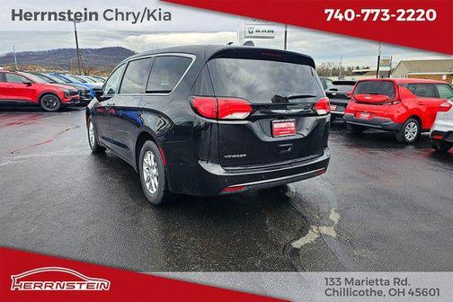 2026 Chrysler Voyager LX