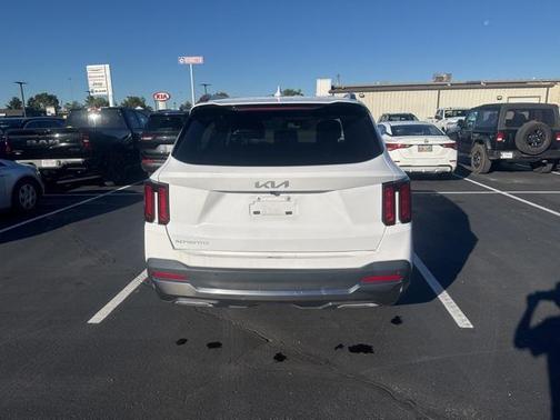 2024 Kia Sorento S