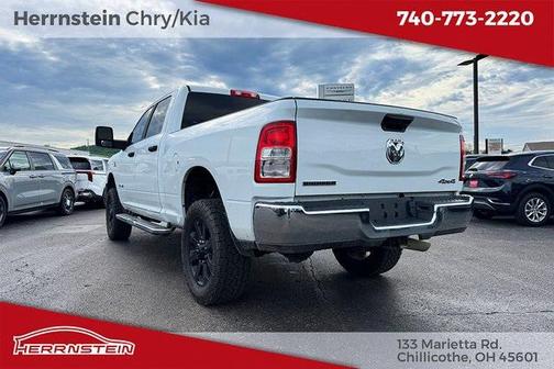 2024 RAM 2500 Big Horn Crew Cab 4x4 6'4' Box