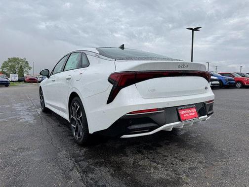 2025 Kia K5 EX