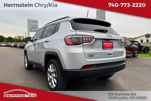 2024 Jeep Compass Latitude Lux