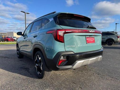 2025 Kia Seltos EX