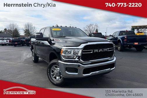 2024 RAM 2500 Tradesman Crew Cab 4x4 6'4' Box