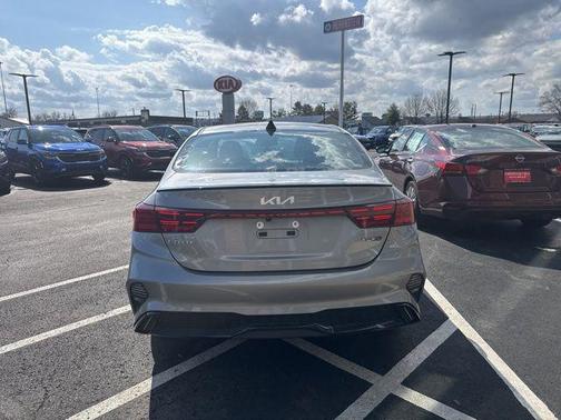 2023 Kia Forte GT-Line