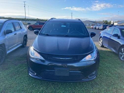 2019 Chrysler Pacifica Touring-L Plus