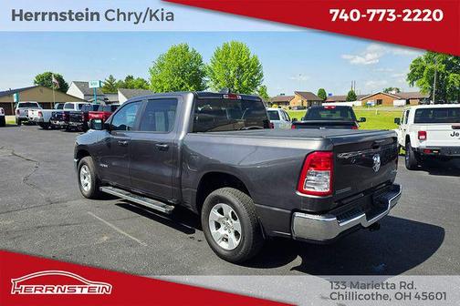 Granite Crystal Metallic Clearcoat 2022 RAM 1500 Big Horn/Lone Star