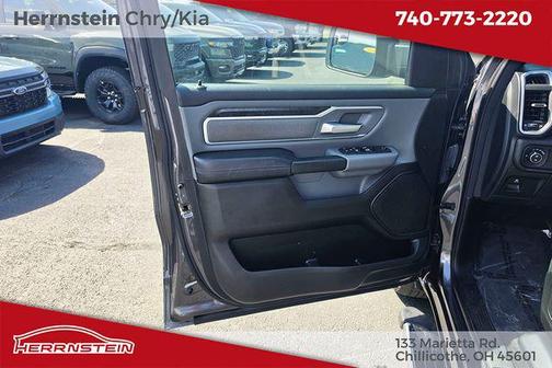 Granite Crystal Metallic Clearcoat 2022 RAM 1500 Big Horn/Lone Star