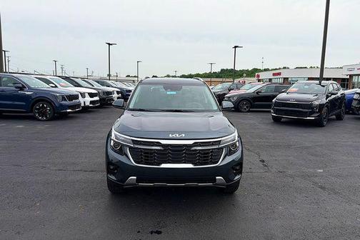 Gray 2026 Kia Seltos S