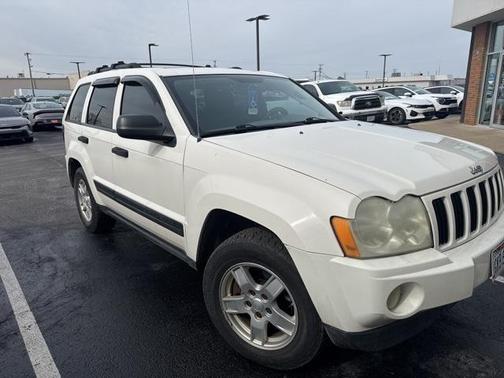 2005 Jeep Grand Cherokee Laredo