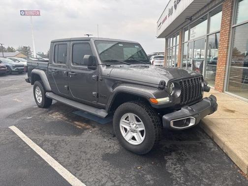 2022 Jeep Gladiator Sport S