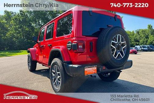 2025 Jeep Wrangler 4-Door Sahara 4x4