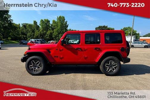 2025 Jeep Wrangler 4-Door Sahara 4x4