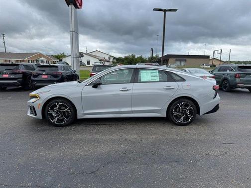 2025 Kia K5 GT-Line