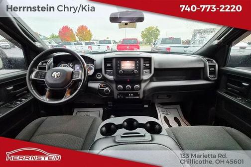 2022 RAM 2500 Tradesman Crew Cab 4x4 6'4' Box