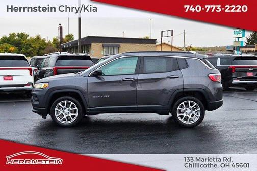 2024 Jeep Compass Latitude Lux