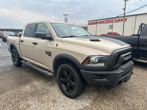 2019 RAM 1500 SLT