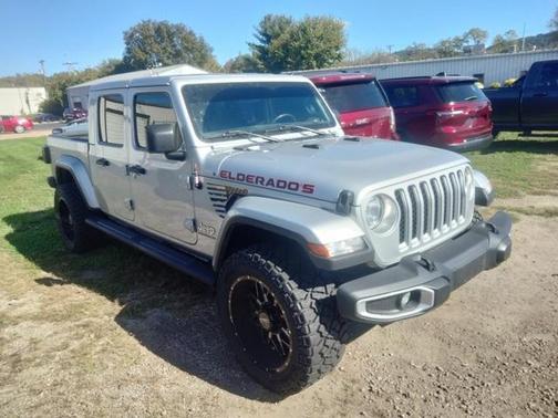 2023 Jeep Gladiator Overland