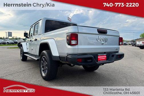 2023 Jeep Gladiator Overland