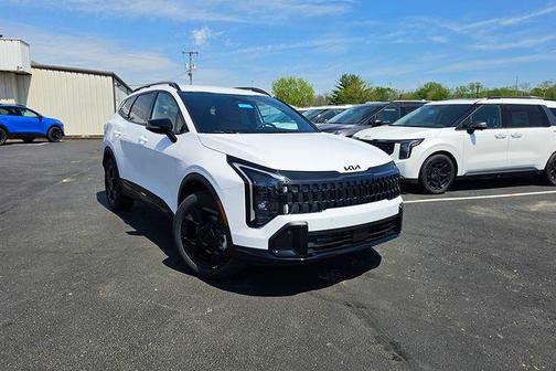 Glacial White Pearl 2026 Kia Sportage X-Line