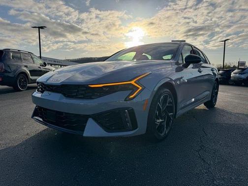 2025 Kia K5 GT-Line