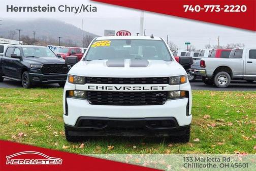 2022 Chevrolet Silverado 1500 Custom