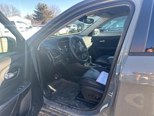 2022 Jeep Cherokee Trailhawk