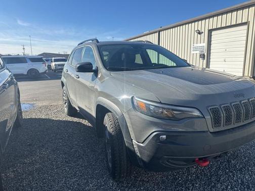 2022 Jeep Cherokee Trailhawk