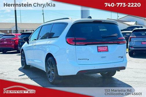 2023 Chrysler Pacifica Limited