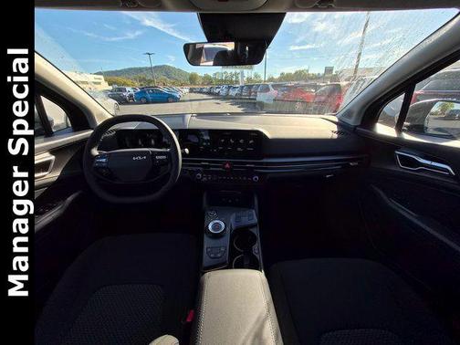 Fusion Black 2026 Kia Sportage Hybrid LX