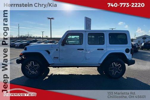 2025 Jeep Wrangler 4-Door Sahara 4x4