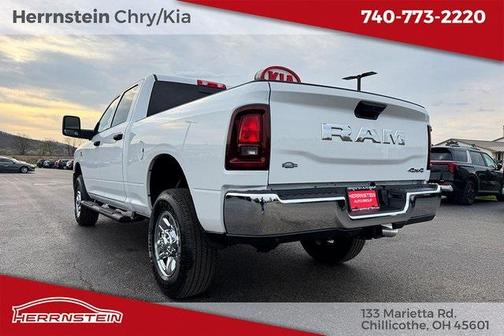 2025 RAM 2500 Tradesman Crew Cab 4x4 6'4' Box