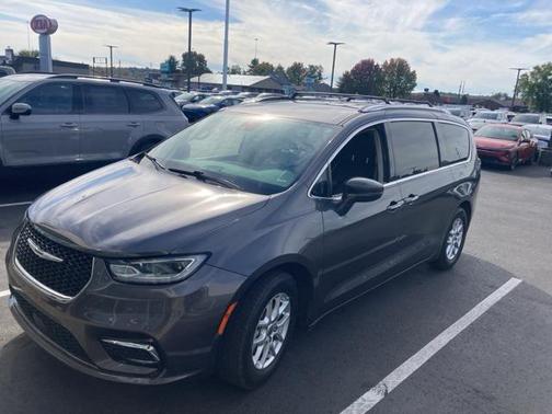 2021 Chrysler Pacifica Touring L