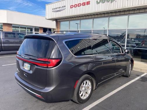 2021 Chrysler Pacifica Touring L