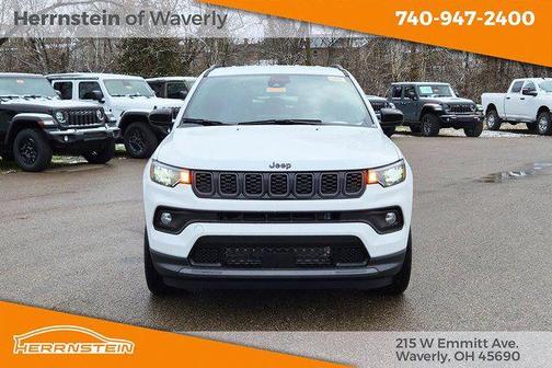 Bright White Clearcoat 2026 Jeep Compass Latitude