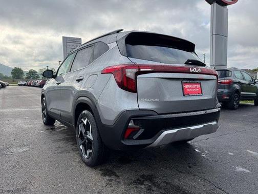 2025 Kia Seltos EX