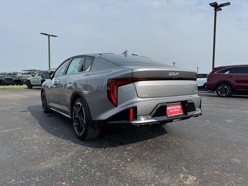 2025 Kia K4 GT-Line
