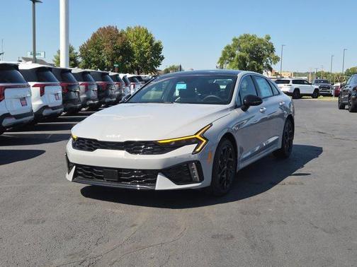 2026 Kia K5 GT-Line