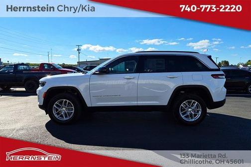 2025 Jeep Grand Cherokee Laredo