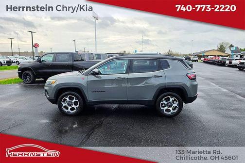Sting-Gray Clearcoat 2022 Jeep Compass Trailhawk