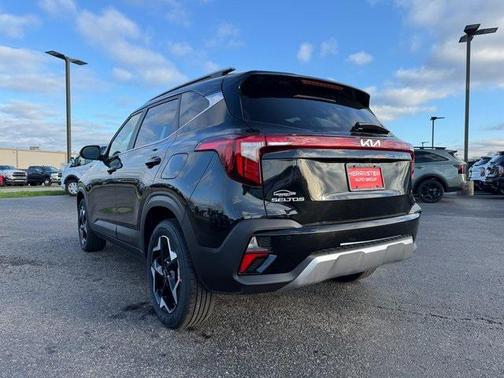 2025 Kia Seltos EX